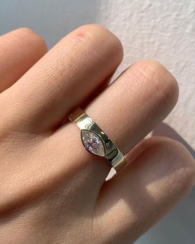 Marquise Majesty Diamond ring