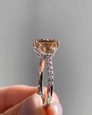 sparkling diamonds ring