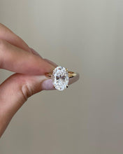 Oval Opulence ring