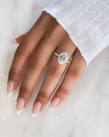 oval modern look Ring